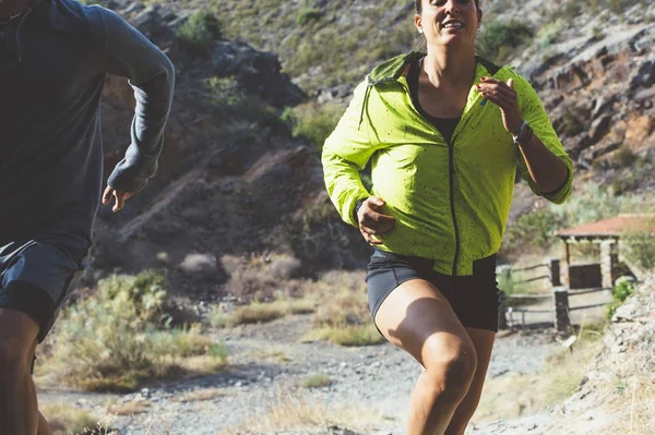 Orman'iki arkadaş genç çalışması