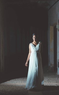 evli kadın mutlu alanında