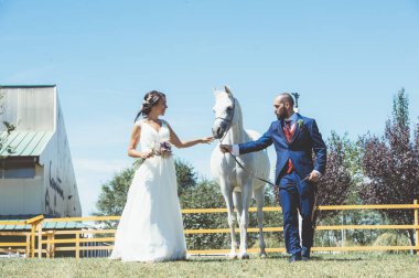  Yeni evli çift düğün natu güzel ata stand