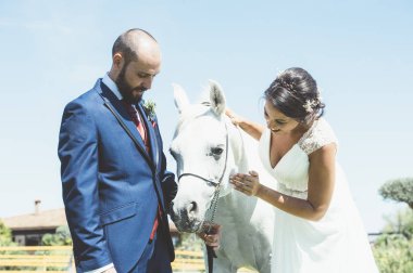  Yeni evli çift düğün natu güzel ata stand