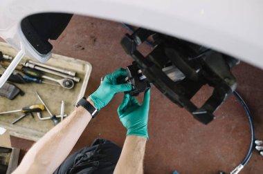 mekanik fren diskleri yerine onun atölye