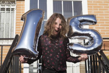 Genç kız doğum günü kızı, 15 yaşında