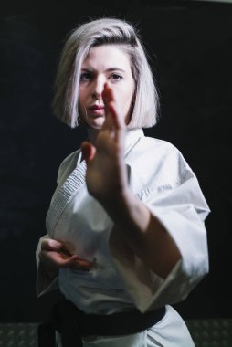 Karate pratik icra kadın