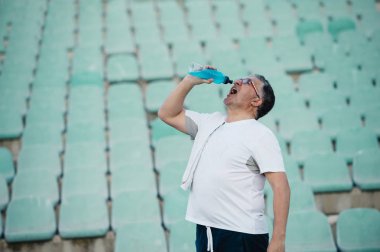  Komuta sizde spor