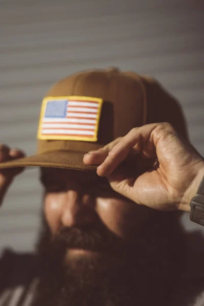 Retrato de un hombre barbudo con sombrero de Estados Unidos — Foto de Stock