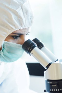 Profesyonel Laboratuvarda Çalışmak