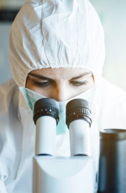 Profesyonel Laboratuvarda Çalışmak