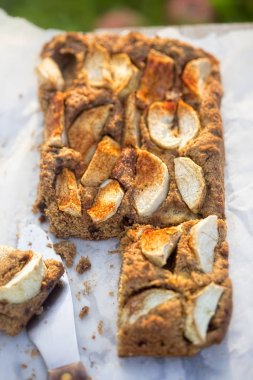 tarçınlı elma kek 