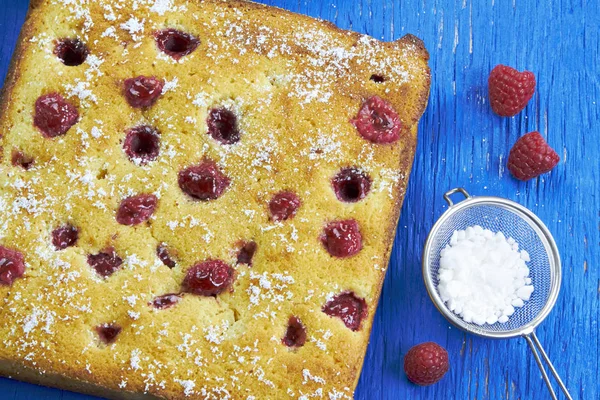 White chocolate raspberry brownies — Stock Photo, Image