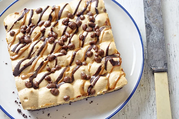 Toffee honeycomb pie — Stock Photo, Image