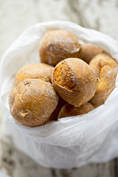 Mini doughnuts in paper bag — Stock Photo, Image