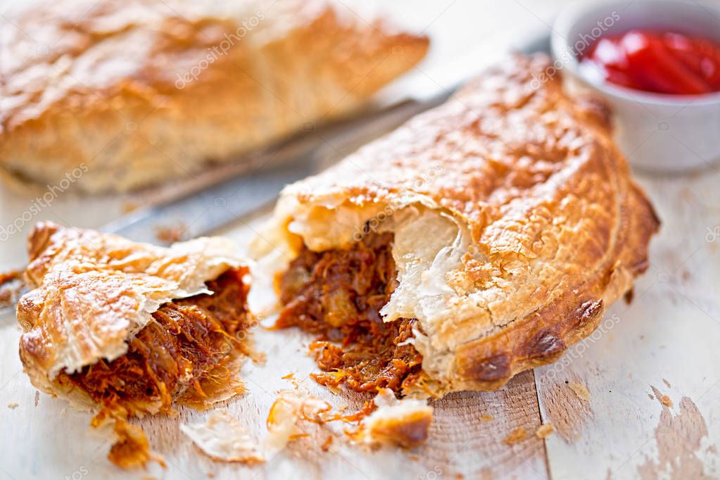 Pulled pork pasty in a barbecue flavoured sauce 