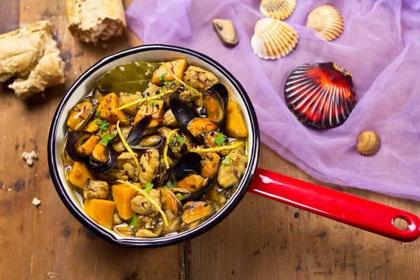 Deniz ürünleri maymunbalığı tatlı patates çorbası 