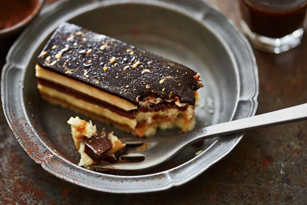 Coffee chocolate mascarpone cheesecake slices — Stock Photo, Image