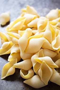 Dokulu seashell dundrum irmik makarna - İtalyan bronz die conchiglioni