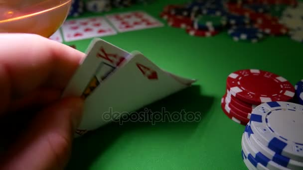 Poker winnen combinatie — Stockvideo