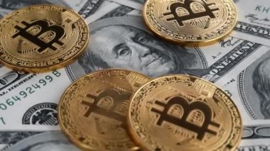 Bitcoin Btc altın 100 dolar faturalarında döndürme