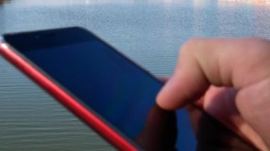Akıllı telefon ekranda tarama bilgilerini