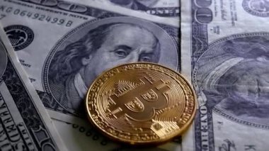 Bitcoin Btc altın 100 dolar faturalarında döndürme