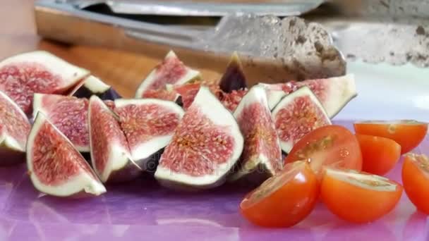 Figos e tomates — Vídeo de Stock