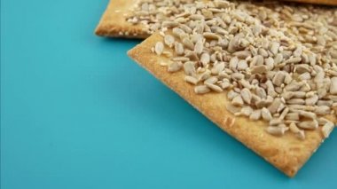 Ayçiçeği tohumları ile kıtır kıtır kurabiye