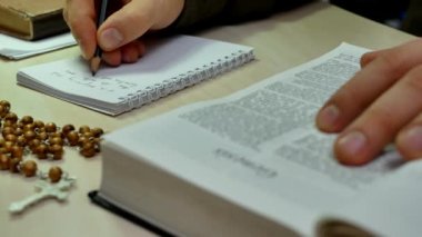 Kutsal İncil çalışması