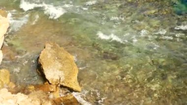 Rurquoise su yüzeyine deniz ya da okyanus