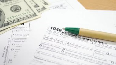 Count U.S. Dollar Banknotes on W-9 and 1040 Tax Form