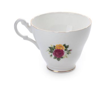 Vintage İngiliz porselen çay bardağı ile güzel gül desen isolat
