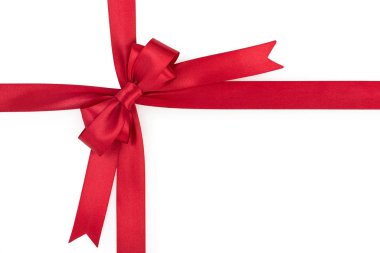 Beyaz arka plan üzerinde izole kırmızı saten hediye şerit yay top vie