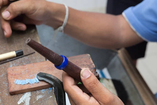 Joyería artesano medida anillo cera molde tamaño — Foto de Stock