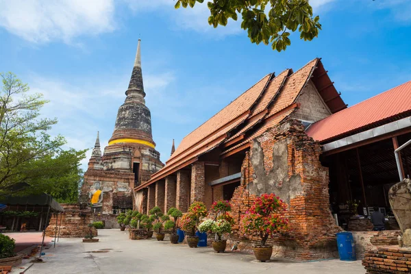 Wat Yai Chai Monkol en Ayutthaya, templo histórico en Tailandia —  Fotos de Stock