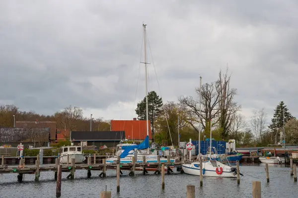 Spodsbjerg, Dinamarca - 1 de abril de 2017. puerto de spodsbjerg en Dinamarca —  Fotos de Stock