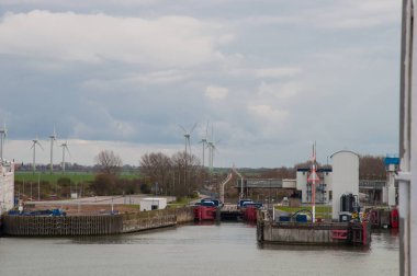 Almanya'da Puttgarden feribot rıhtım