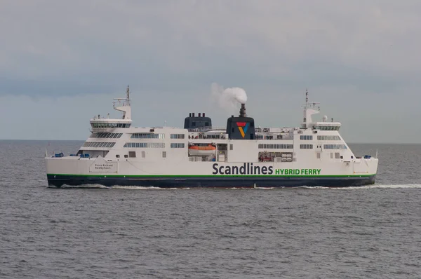 Fehmarn kemer Almanya ve Danimarka - 14 Nisan 2017 arasında. Scandlines feribot denizler gezinme