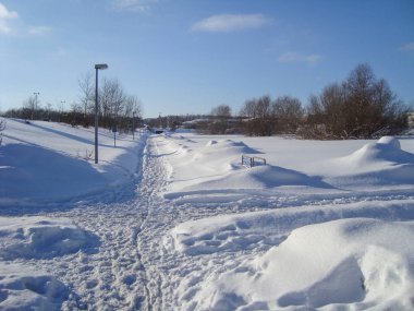 Danimarka'daki Aalborg karlı bir günde 