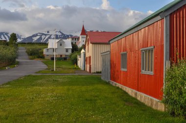 ada Hrisey İzlanda'üzerinde Endüstriyel Bina 
