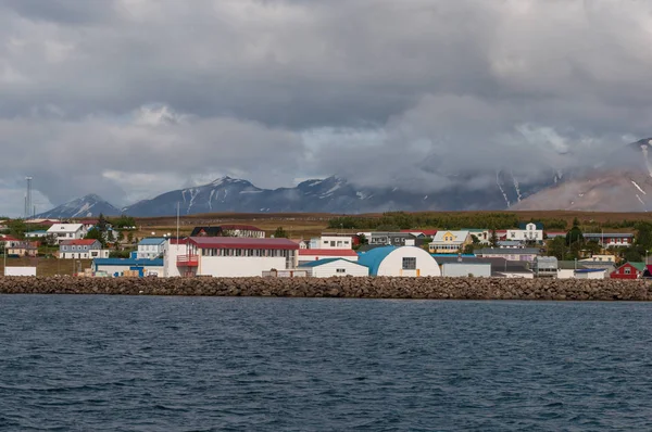 North Iceland'deki / daki Hrisey Köyü