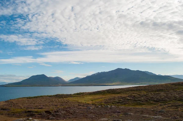 Krajina na ostrově Hrisey na Islandu — Stock fotografie