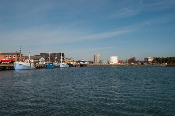 Danimarka limanında Roedby 