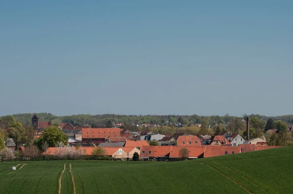 Town Praestoe and hill antonihoejen in denmark — Stock Photo, Image