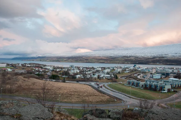 Staden Akureyri på norra Island — Stockfoto