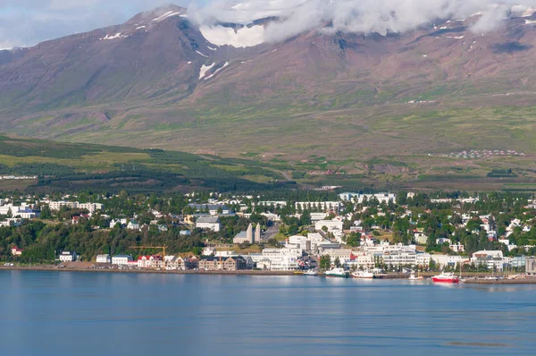 アイスランドのアークレイリの市 — ストック写真