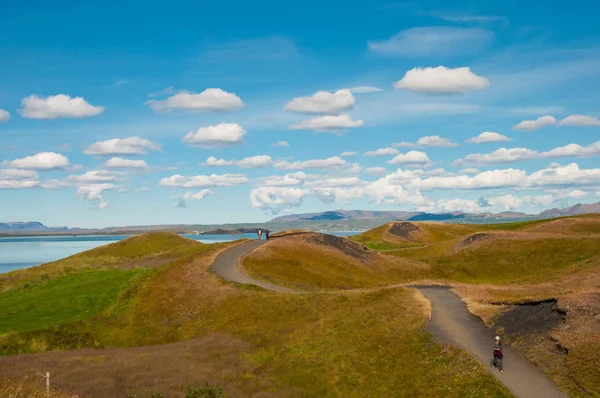 Pseudokratrarna nära sjön Myvatn i norra Island — Stockfoto