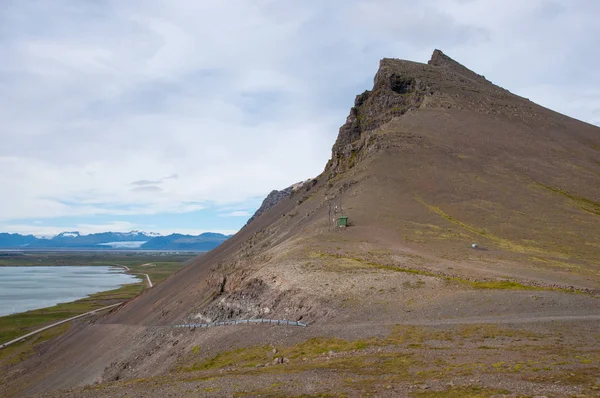 Doğu İzlanda'daki Almannaskard slaytlar — Stok fotoğraf