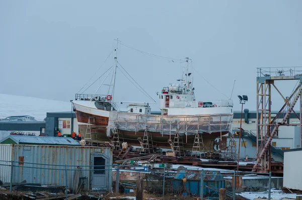 Eski İzlandaca meşe tekne Huni Akureyri gemi bahçesinde