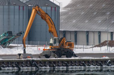 Liebherr 944 mobil malzeme elleçleme makine