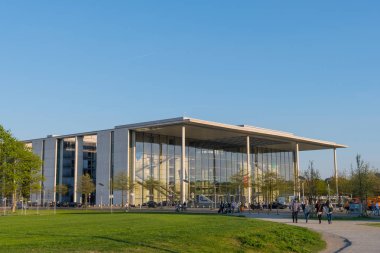 Berlin'de Alman Parlamentosu modern mimari