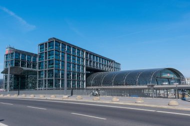 Berlin merkez tren istasyonu