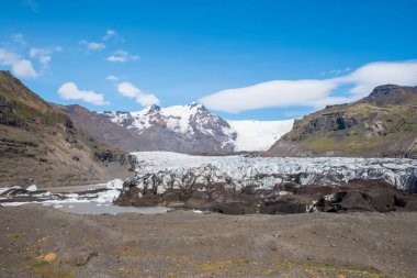Güney İzlanda 'daki Svinafellsjokull buzulu